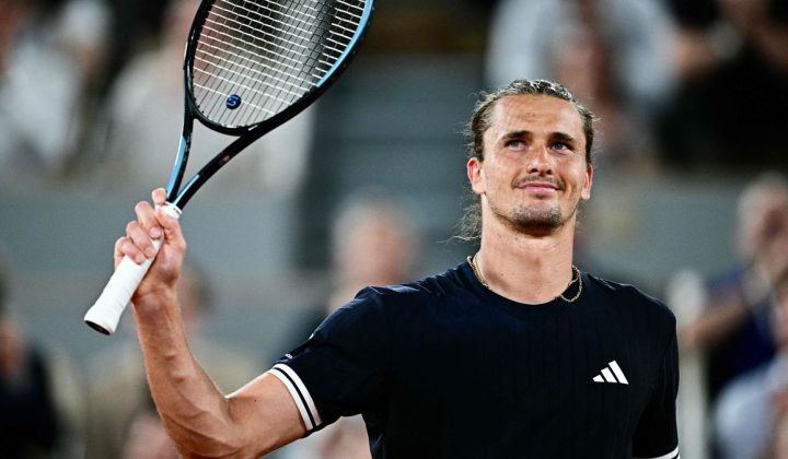 Alexander Zverev erreicht dritte Runde der French Open, Eva Lys scheidet unter Tränen aus