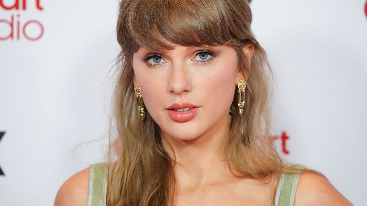 Taylor Swift feiert 15. Nummer-1-Hit mit „Toy Story 5“-Song