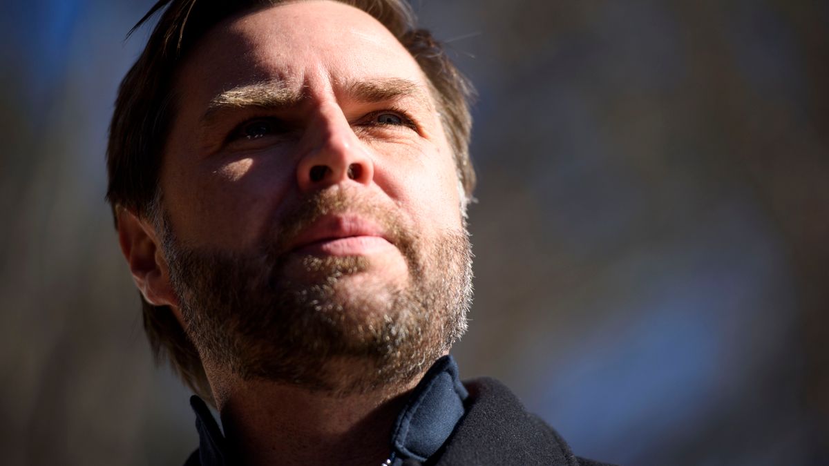 JD Vance bezeichnet eigene Aussage über „kinderlose Katzenfrauen“ als dumm