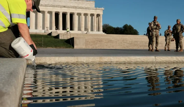 US-Regierung warnt vor strengen Strafen für Vandalismus am Reflecting Pool