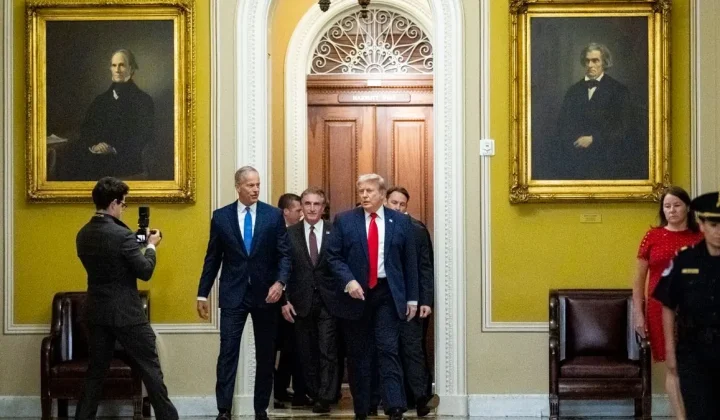 Trump eskaliert Streit um Wahlrecht und brüskiert Senator