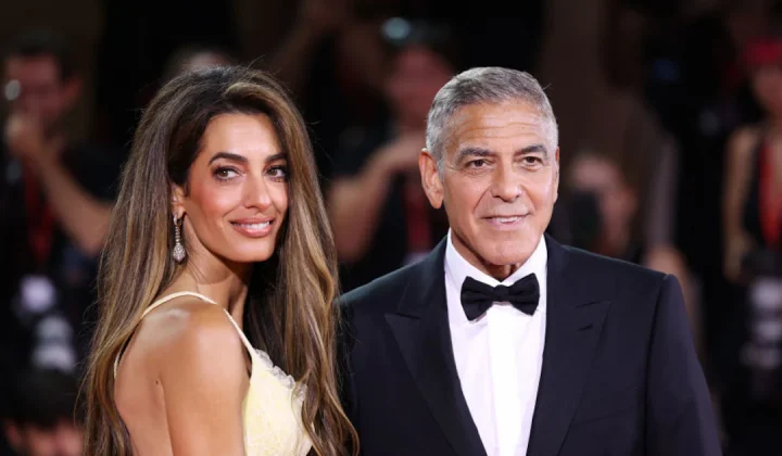 Amal Clooney über Ruhm: „Ein seltsames Phänomen, das mich verunsicherte“
