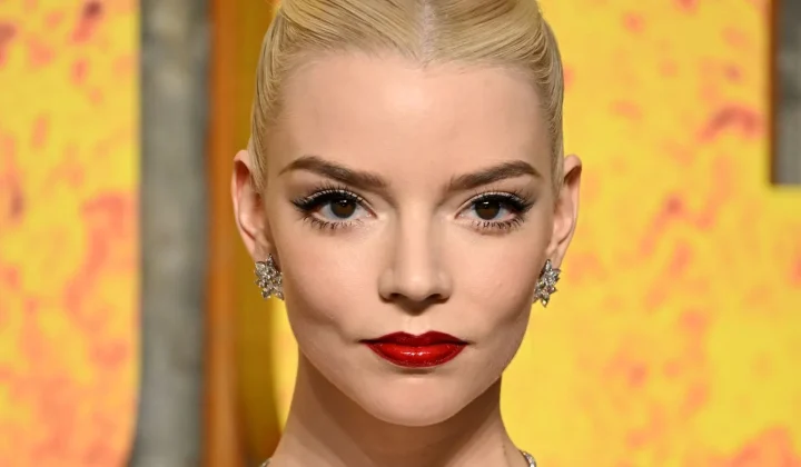 Anya Taylor-Joy: Mobbing in der Schulzeit und unerwarteter Weg zum Erfolg