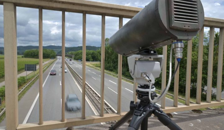 Bayern prüft Handy-Blitzer: Was das für Autofahrer bedeutet