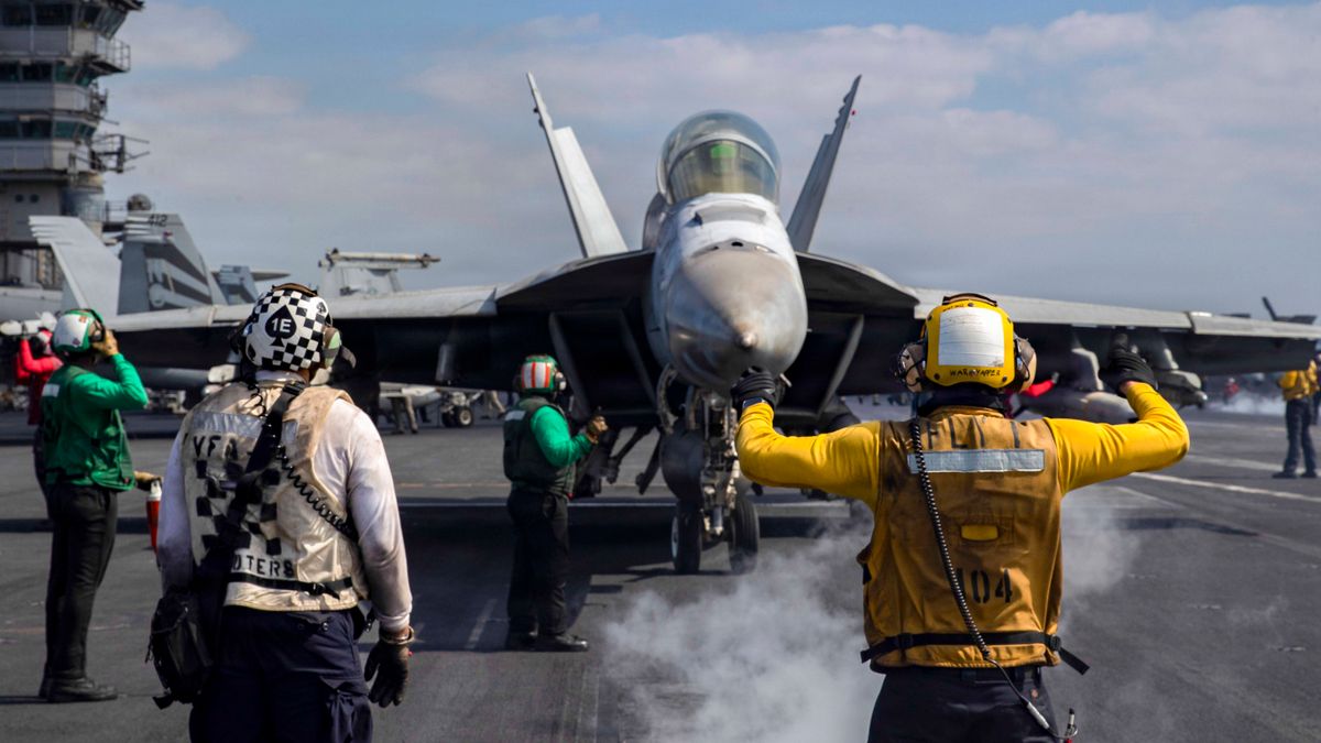 Iran erklärt Straße von Hormus für gesperrt – US-Militär startet neue Angriffe