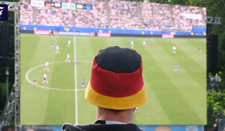 Kolumnist Andreas Merkel im Kampf gegen die WM-Sicht: Ein „Blind Date“ mit dem Fußball