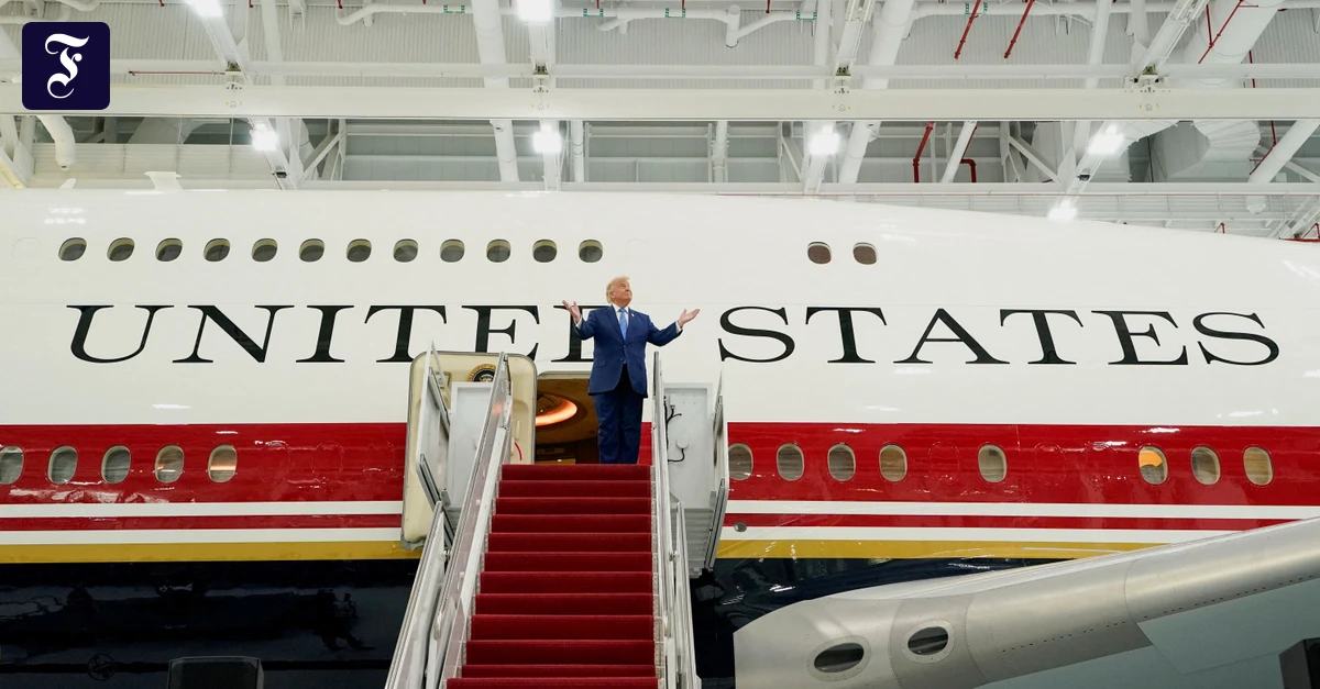 Trump enthüllt von Katar geschenkte neue Air Force One
