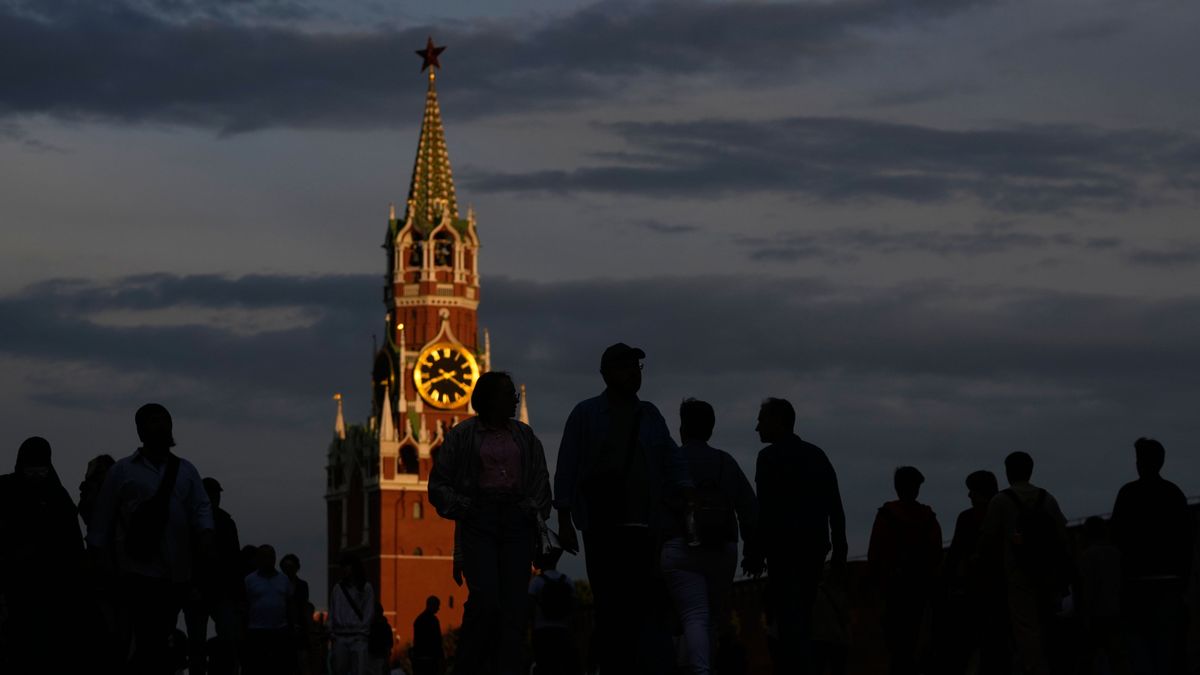 Dutzende ukrainische Drohnen auf Moskau abgefangen – Sobjanin meldet Abwehrerfolg