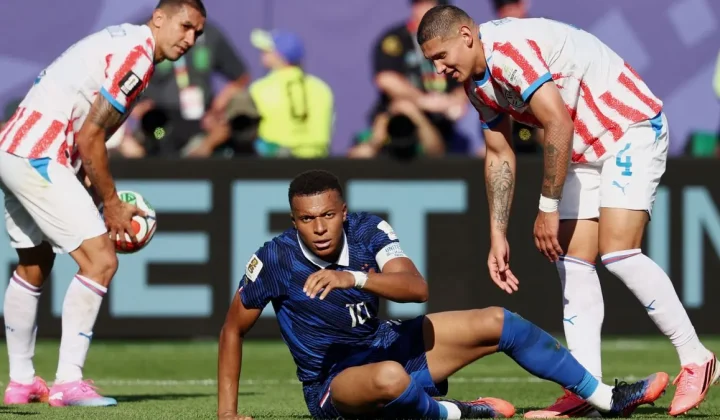 Frankreich sichert sich durch knappen Sieg gegen Paraguay das WM-Viertelfinale