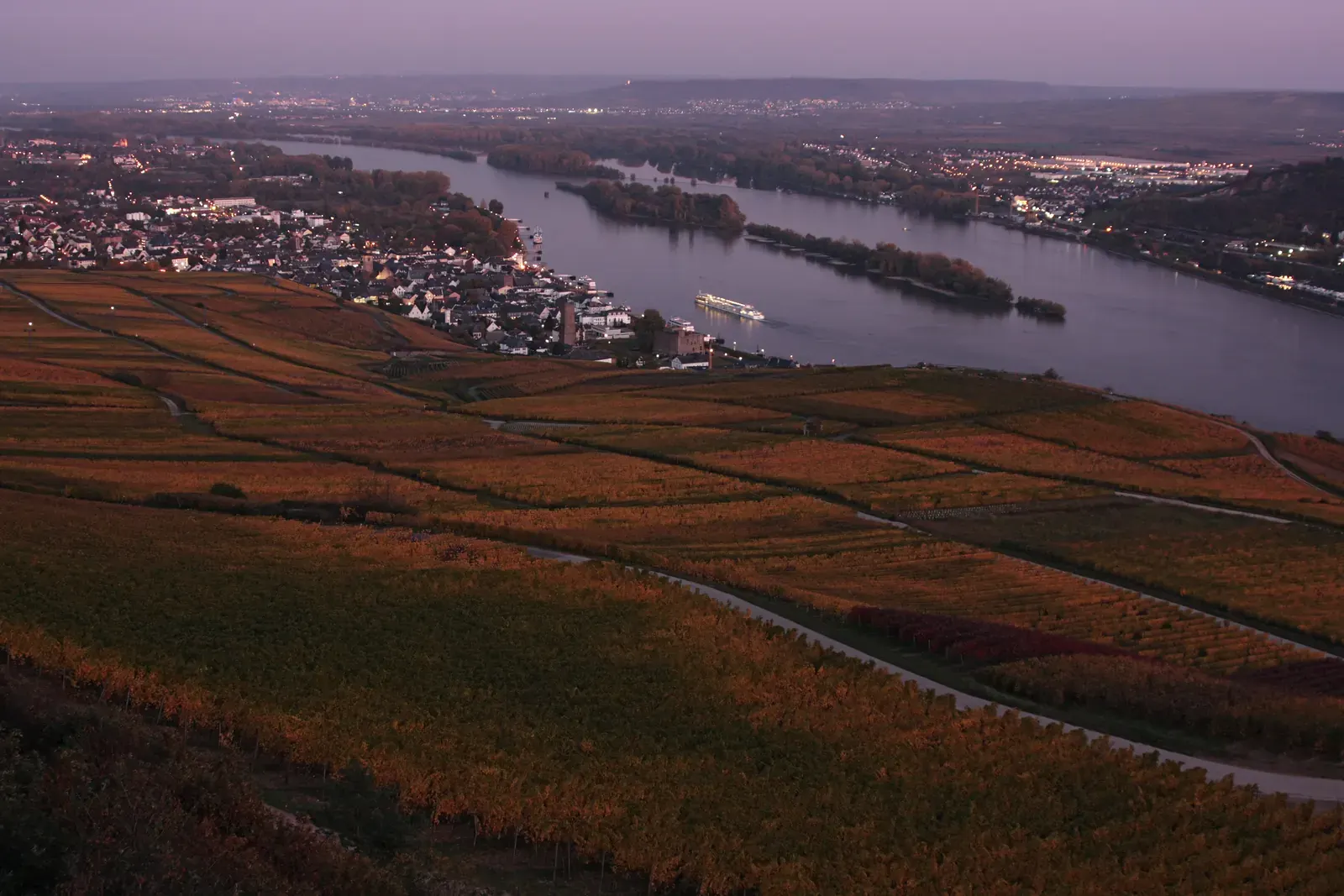 Karte von Deutschland mit hervorgehobenen potenziellen UNESCO-Welterbestätten.