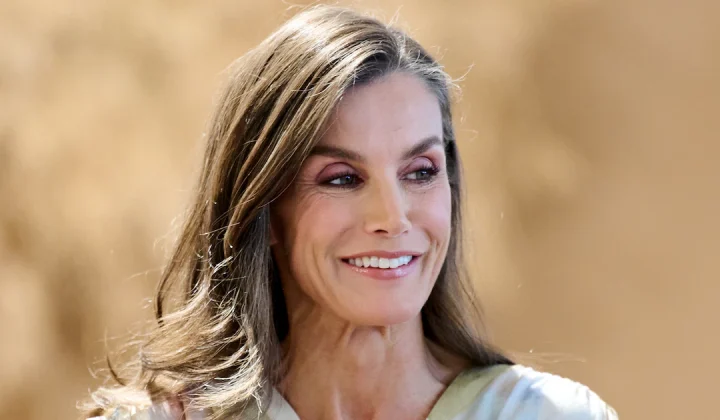 Königin Letizia begeistert mit Sale-Kleid – Look kostet nur 135 Euro
