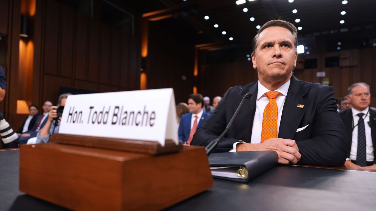 Todd Blanche: Trumps Justizministerkandidat leistet sich bei Senatsanhörung bedenklichen Versprecher