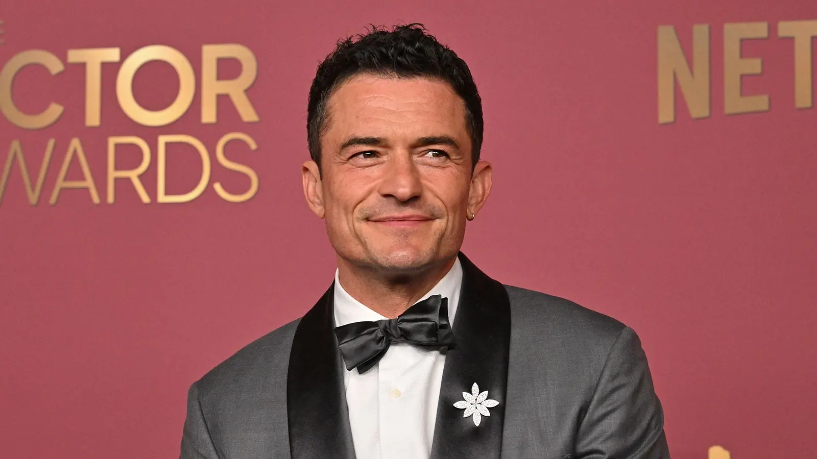 Orlando Bloom und Luisa Laemmel planschen im Mittelmeer vor dem Alpemare Beach Club in Forte dei Marmi, Italien, Sommer 2026