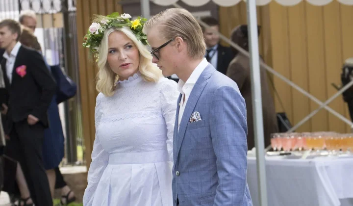 Marius Borg Høiby darf Hausarrest antreten – Mutter Mette-Marit entlassen