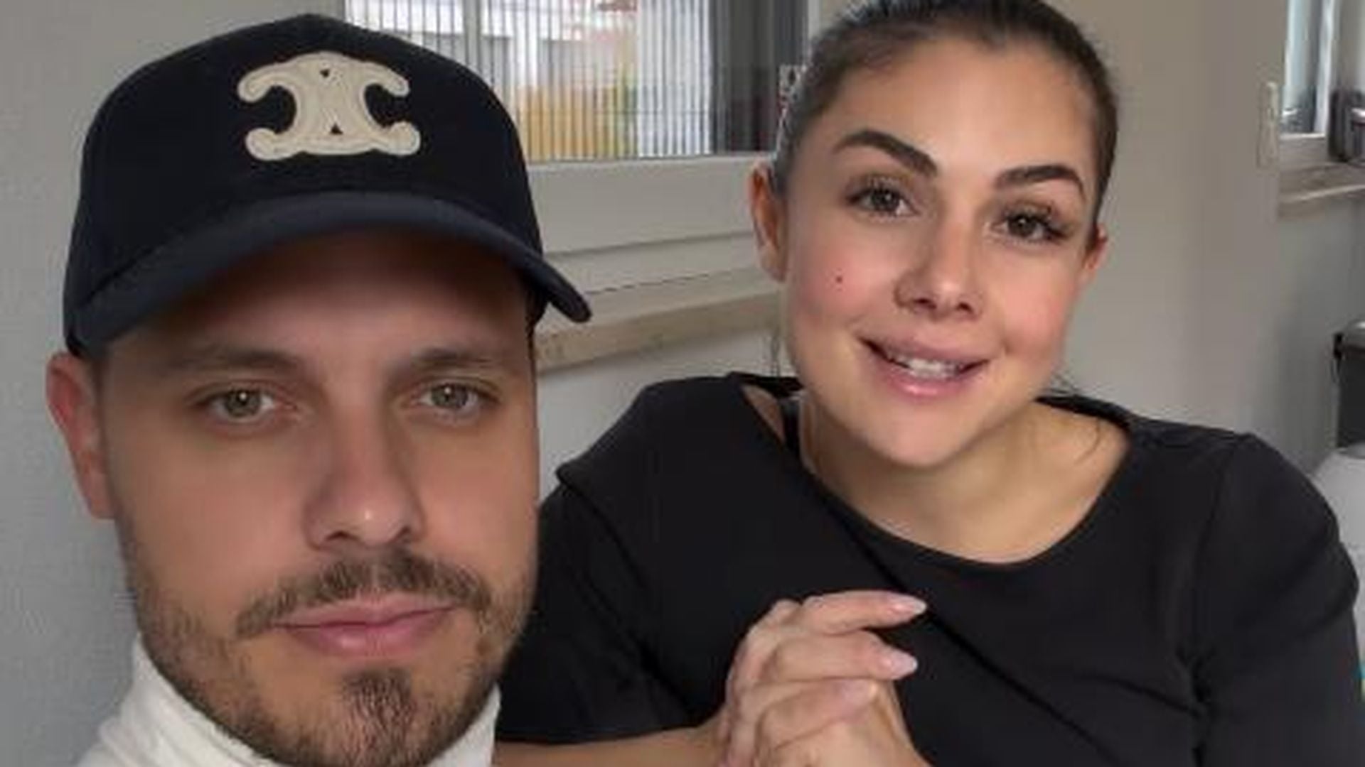 Katharina Eisenblut und ihr Verlobter Domi in einer privaten Umgebung