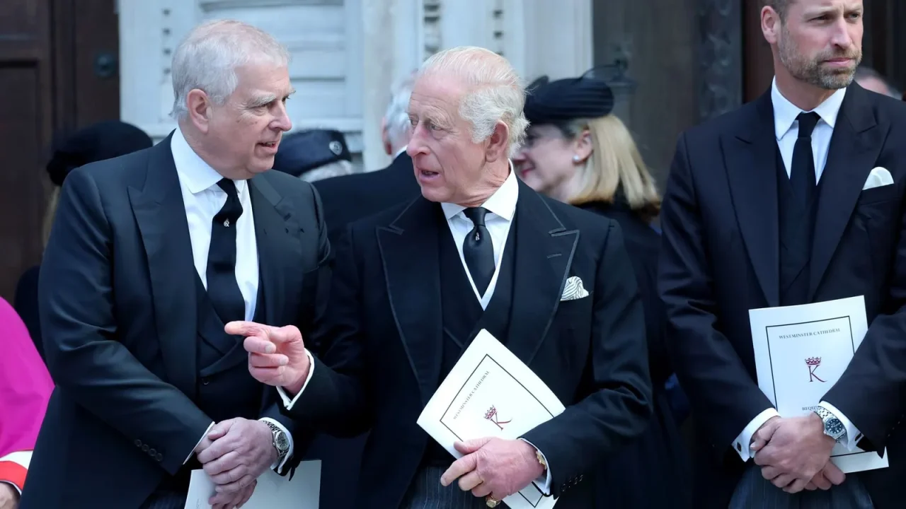 Prinz Andrew steht vor Gericht: König Charles zahlt keine Anwaltskosten für Epstein-Verfahren